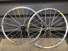 колесо заднее r26 в сборе на велосипед. заднее колесо 27. карбоновые колеса zipp. колеса mavic crossride. колесо заднее 24" обод одностеночный, rh-207, 36 отв, v-br, под трещ.