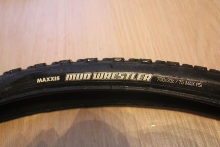 Велосипедные покрышки Maxxis Mud Wrestler 700x33