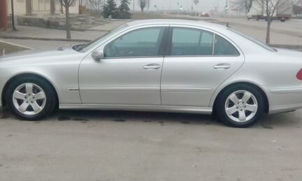 Mercedes-Benz E-класс 2.6 AT, 2004, седан