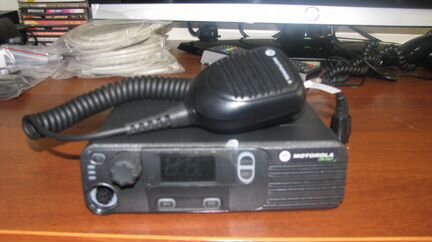 Радиостанция Motorola DM3401