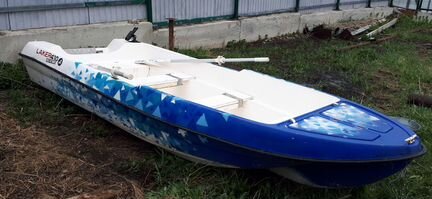 Продам моторно-гребную лодку nissamaran laker 410