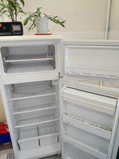 Продаётся б/у холодильник 