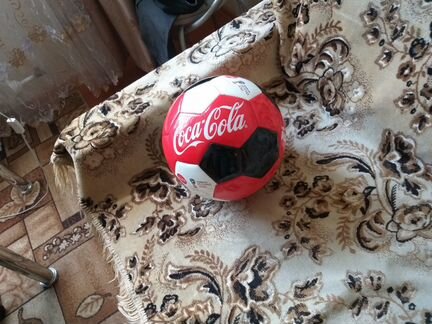 Продам мячик,coca cola''