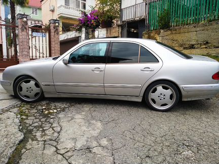 Mercedes-Benz E-класс 3.2 AT, 2001, седан