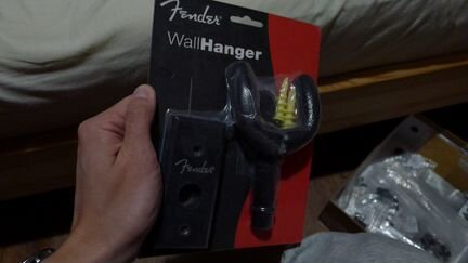 Fender wall hanger