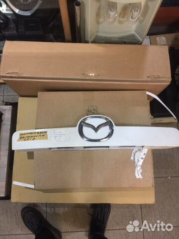 Накладка двери багажника Mazda CX- 7