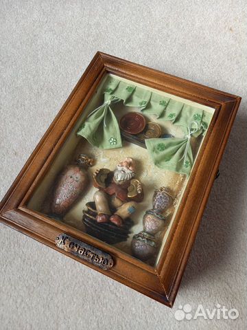 Ключница-коллаж настенная из дерева