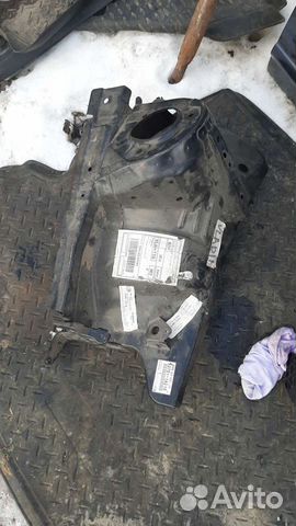 Лонжерон брызговик правый тойота королла 150