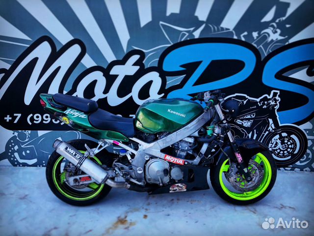 На разборе Kawasaki ZZR 400-1 1990 - 1992г