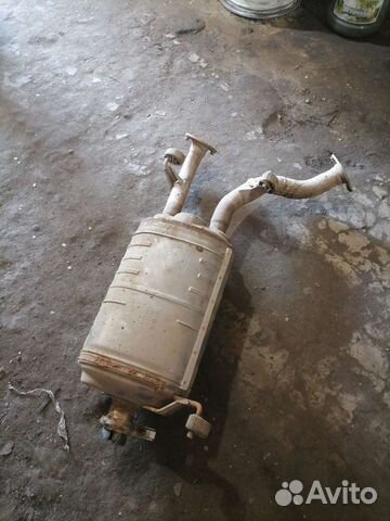 Бочка задняя глушитель Toyota Land Cruiser 200