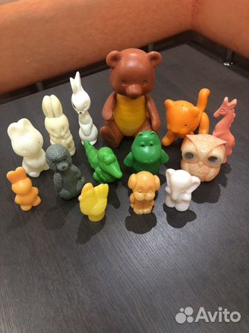 Игрушки пластмассовые СССР солдатики телефон