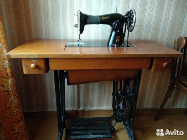 Швейная машина пмз им. Калинина