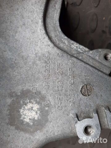 Кронштейн двигателя vag фольцваген шкода cwv 1.6л