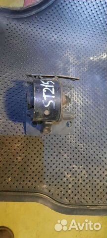 Подушка двигателя левая Toyota Caldina ST215