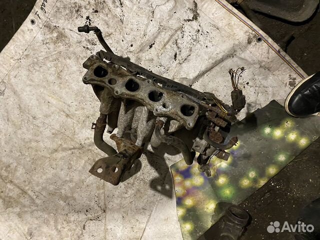 Впускной коллектор с форсунками toyota corsa