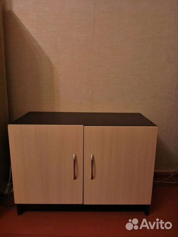 Тумба с полкой