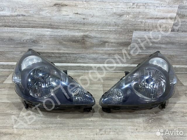 Фара левая правая Honda Jazz / Fit (2001-2008)