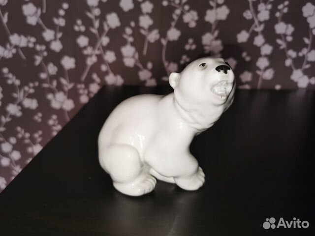 Статуэтка фарфоровая лфз Белый мишка