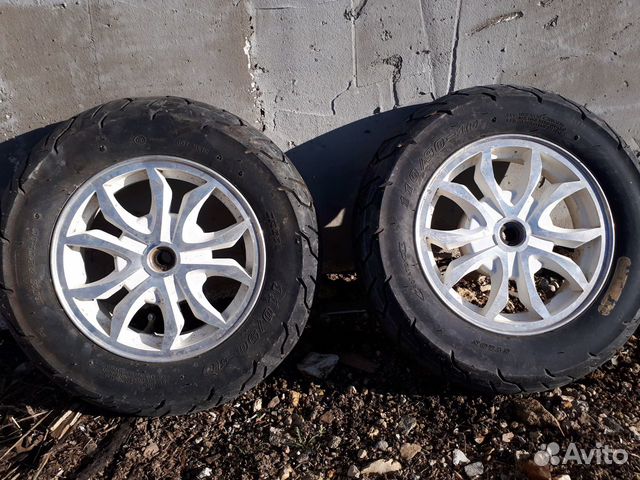 Колеса для электромобиля