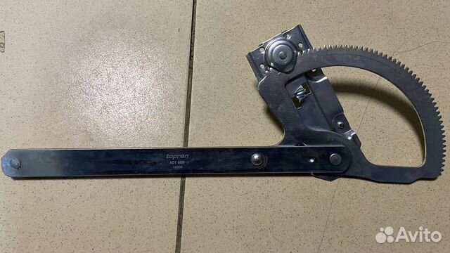 Стеклоподъемник перед прав. Mercedes Benz sprinter