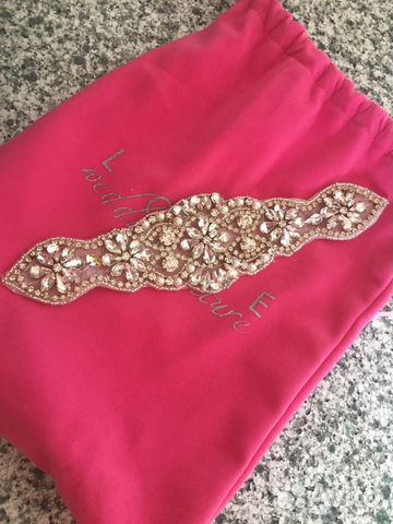 Апликация для свадебного платья