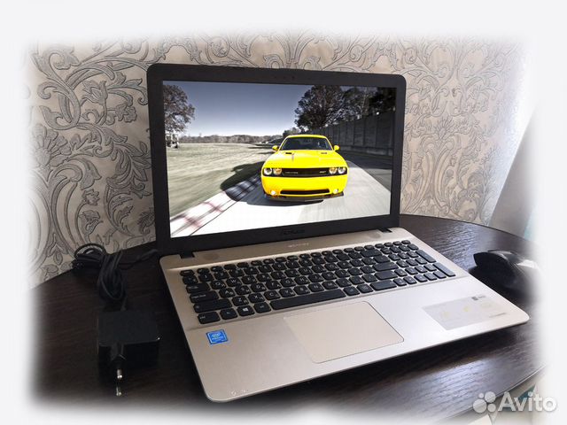 Мощный игровой с GeForce 2Гб ноутбук Asus