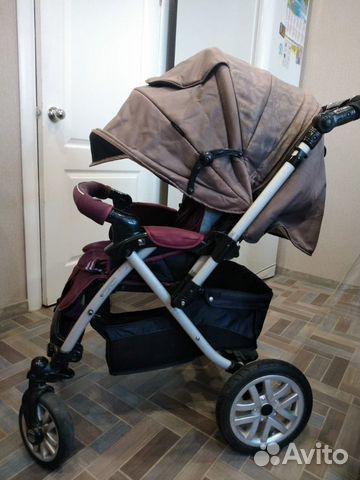 Прогулочная коляска