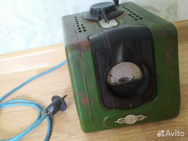 Автотрансформаторный регулятор напряжения 1958