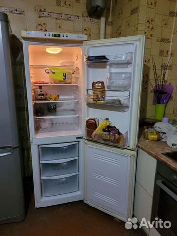 Холодильник Samsung