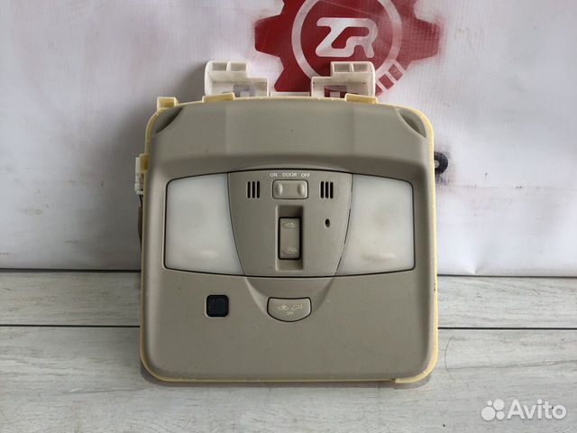 Infiniti QX70 FX37 Плафон салонный