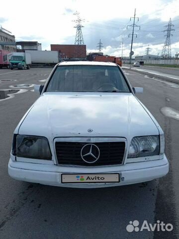 Mercedes-Benz W124 2.0 AT, 1990, 35 000 км