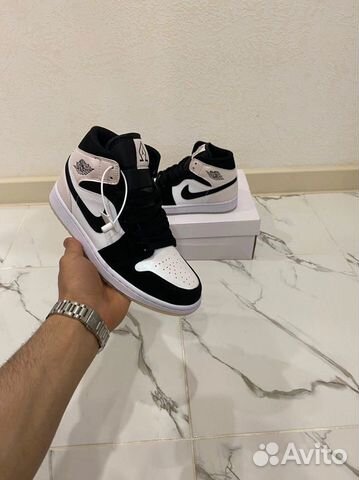 Nike Air Jordan 1