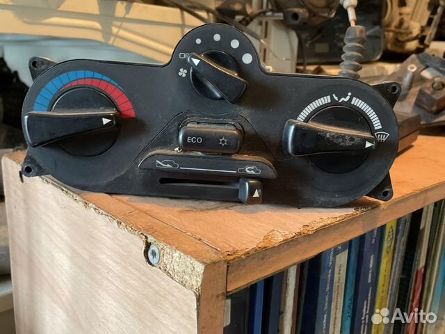 Блок управления печкой Мицубиси carisma