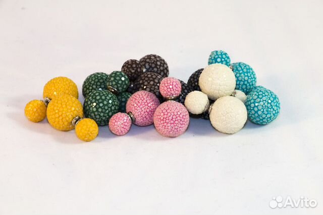 Серьги диор из кожи ската