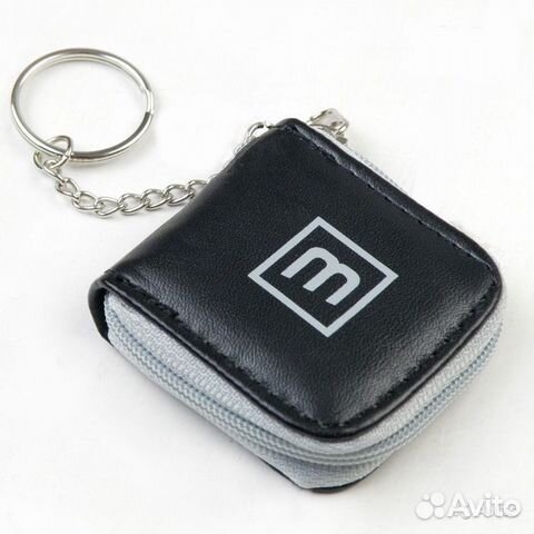Брелок-футляр для карт памяти SD или Сим карт