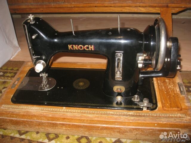Механическая швейная машинка knoch Механическая швейная машинка knoch