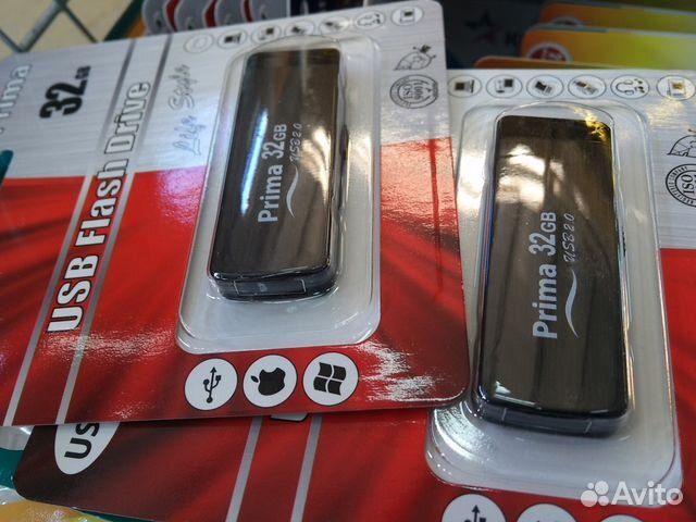 Чёрная USB 2.0 флэшка Prima 32GB Чёрная USB 2.0 флэшка Prima 32GB