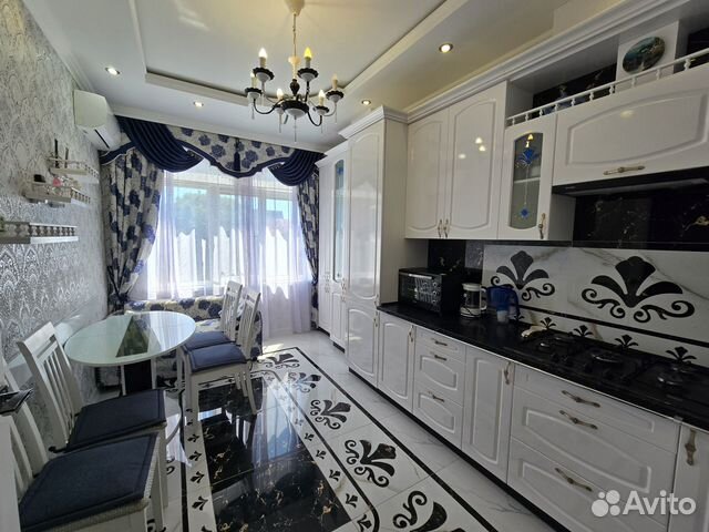 

2-к. квартира, 49 м², 3/6 эт.