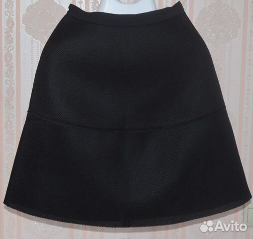 Новая чёрная юбка колокол S 42