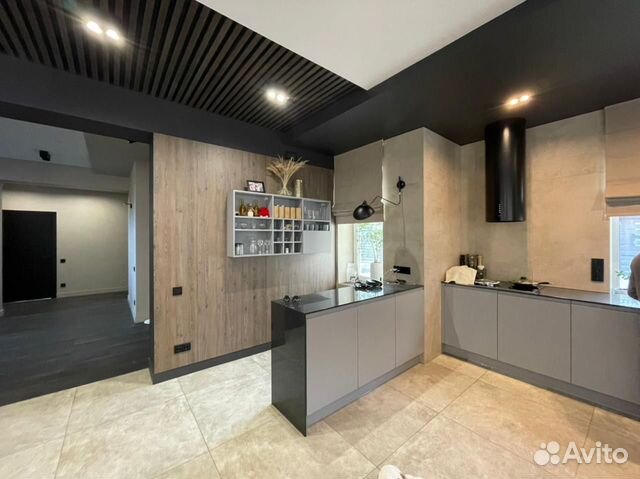 

3-к. коттедж, 270 м²