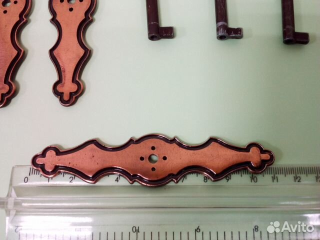 Мебельная фурнитура «Наличники и ключи «Хелга» гдр