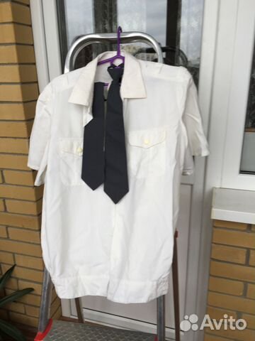 Рубашки белые форменные, новые, галстуки формен