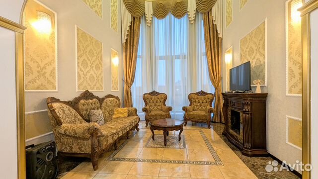 

10-к. и более коттедж, 600 м²