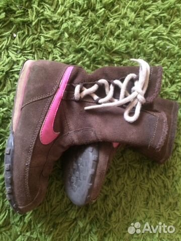 Сапожки Nike Сапожки Nike