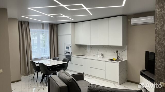 

2-к. квартира, 73 м², 1/6 эт.