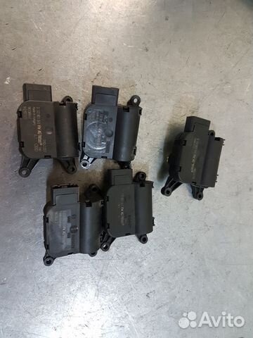 Мотор заслонки отопителя Audi VW Skoda Мотор заслонки отопителя Audi VW Skoda
