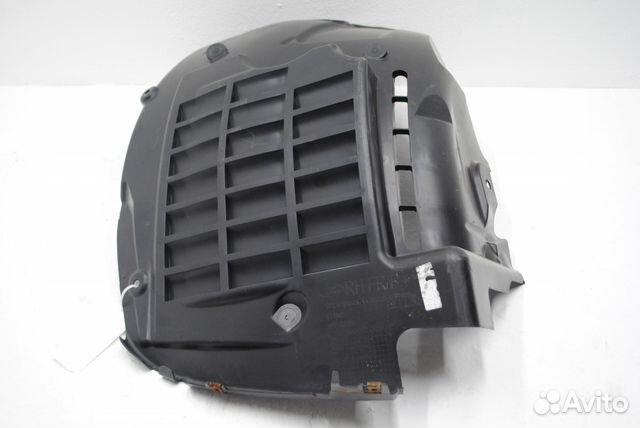 Подкрылок передний правый Range Rover 4