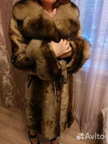 Шуба из мутона с песцом