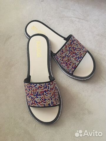 Шлепанцы Шлепанцы