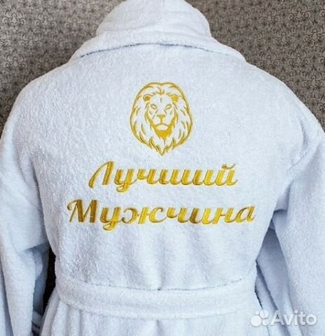 Халат с вышивкой